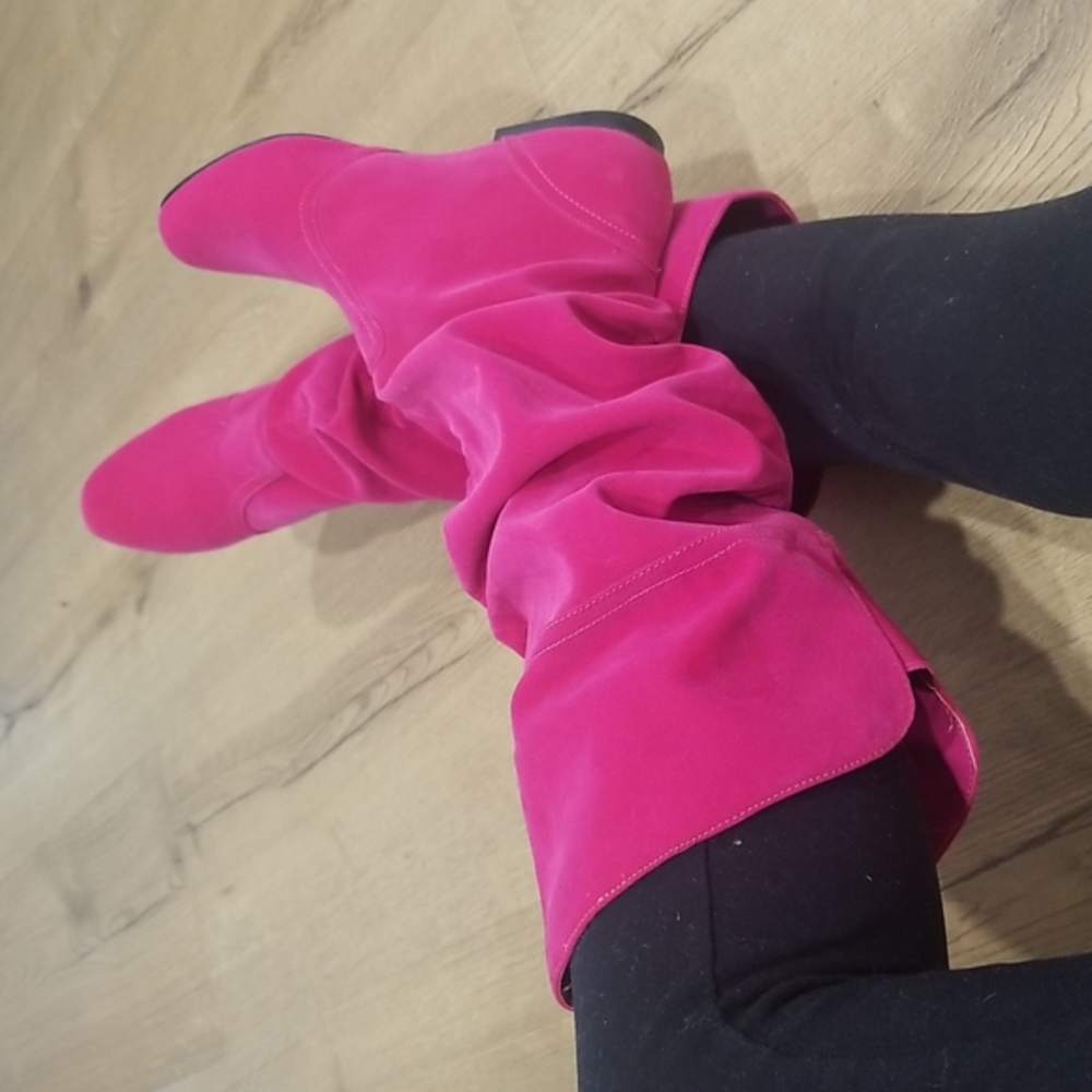 Fuchsia Velvet‎ Boots Qupid